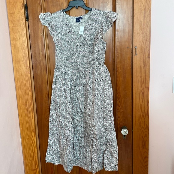 NWT GAP Smocked Flutter Sleeve Midi Dress - Picture 3 of 8